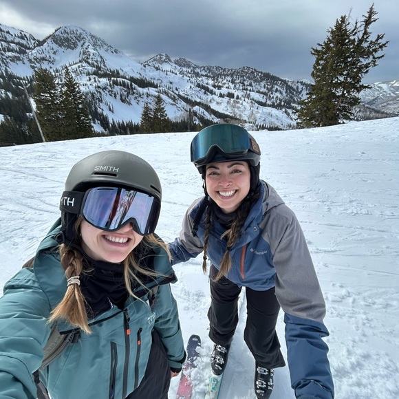 Meet your Posher, Andrea - Picture 3 of 4